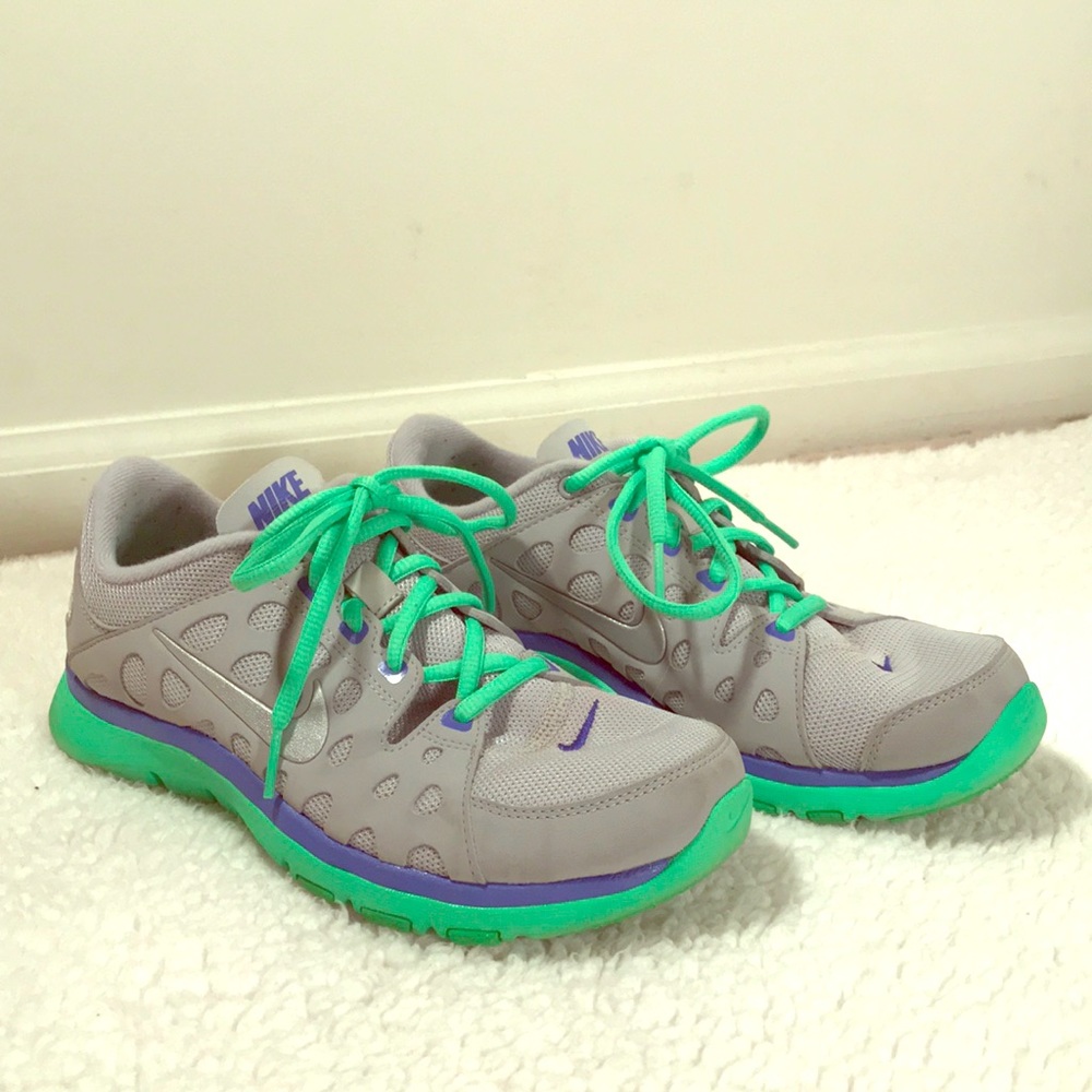 🧡Nike Running Shoes, EUC!